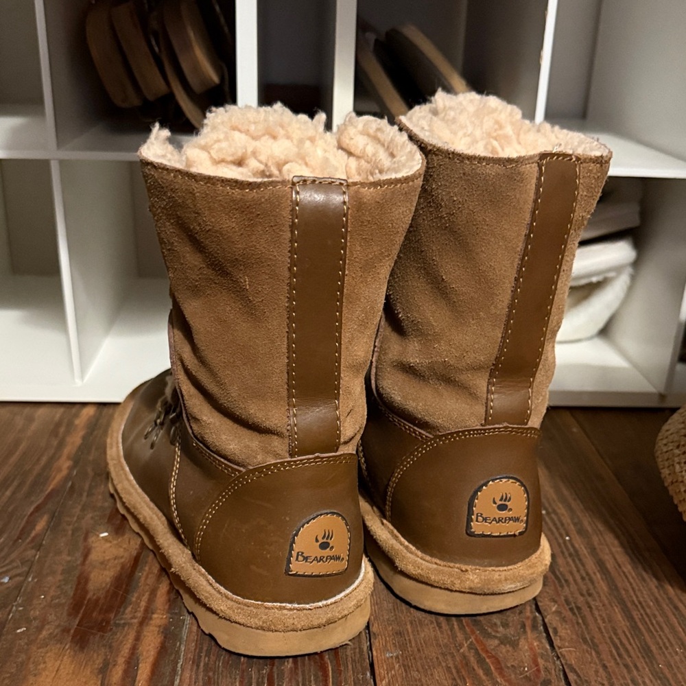 Brown Fur-Lined Lace-Up Boots - Picture 3 of 4